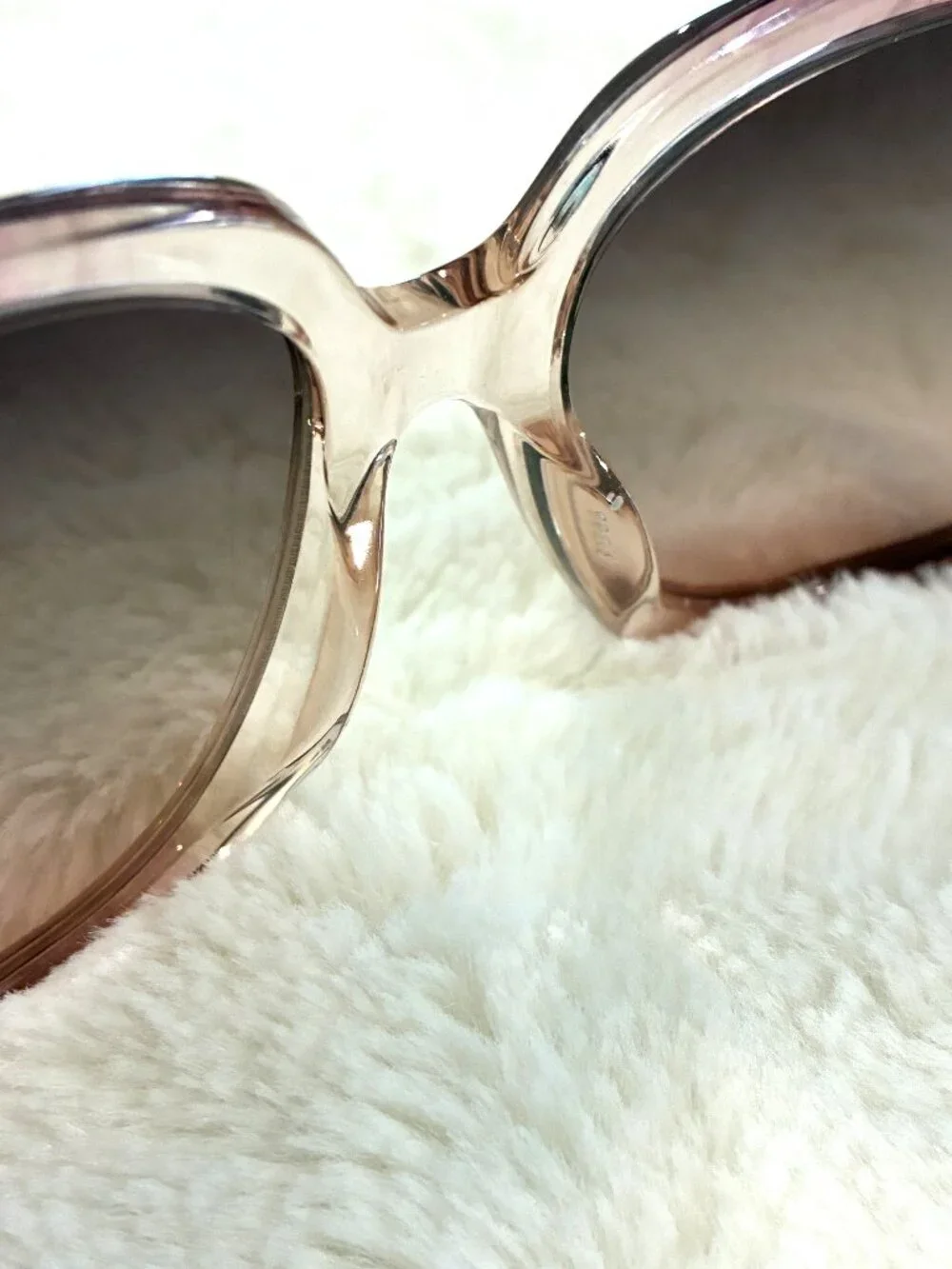 Coach HC8395U Square Sunglasses Translucent Pink Frame Brown Gradient With Case